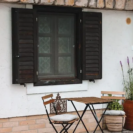 Δωμάτια σε οικογενειακή κατοικία Dolce *